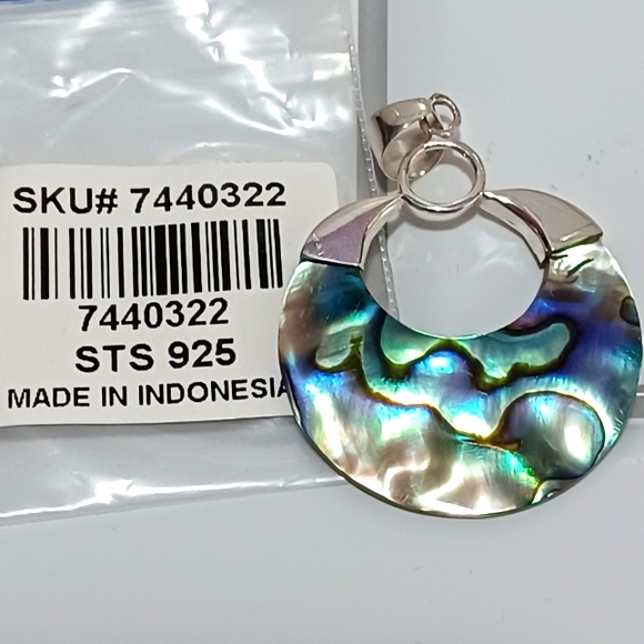 Abalone Shell Pendant in Sterling Silver - Picture 2 of 4